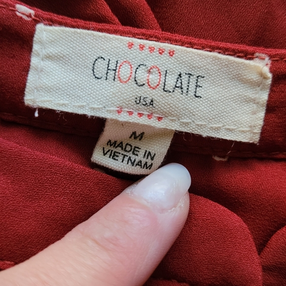 CHOCOLATE red top. Sz M. Zipper detail - Picture 9 of 11